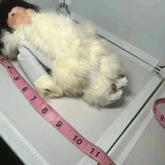 HERITAGE DOLLS INDIAN ARTS & CRAFTS 10" Eskimo Girl porcelain hand painted - Picture 2 of 5